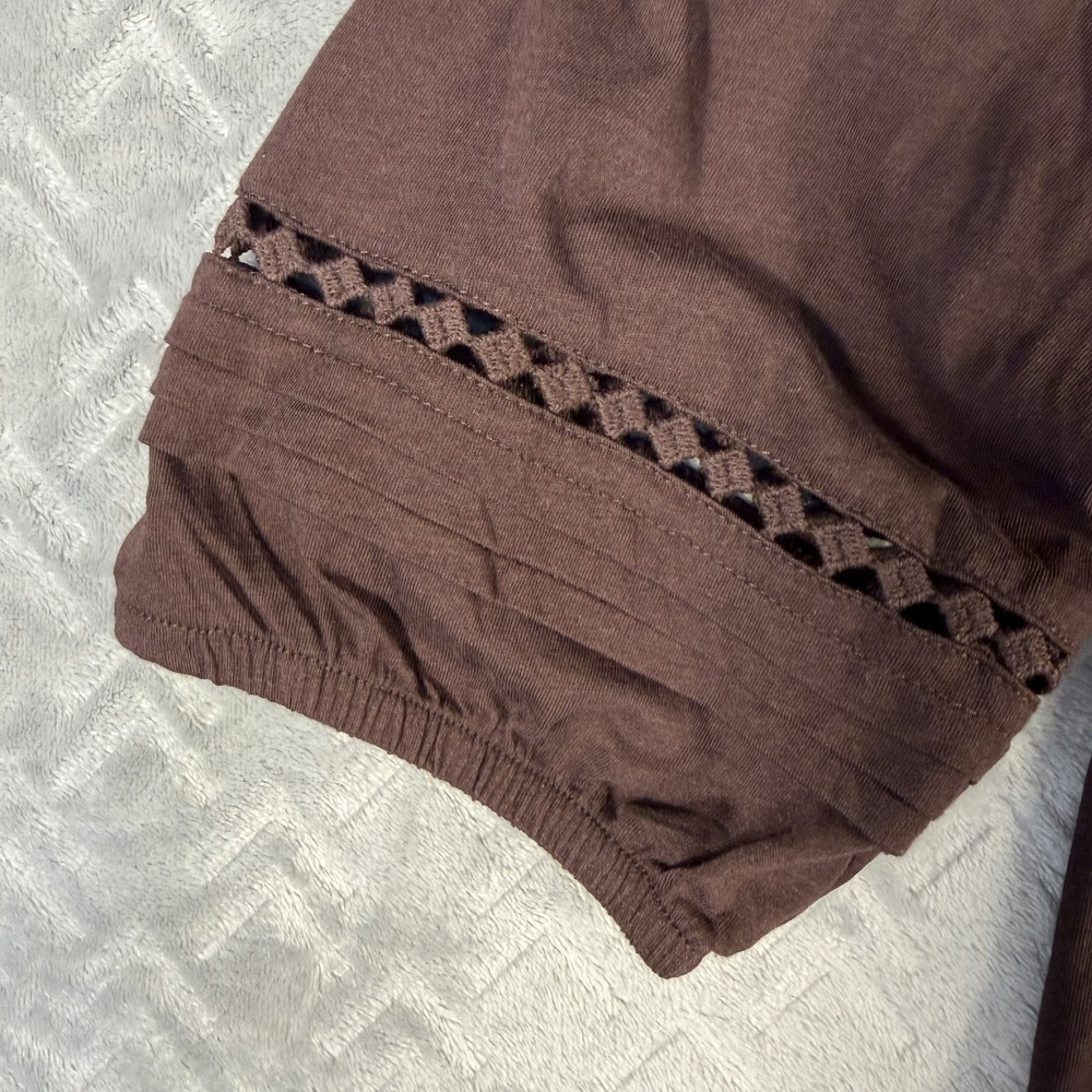 Angels Forever Young Women's Blouse Size 1X Brown Tassel Tie Casual Top NWT - Picture 2 of 3